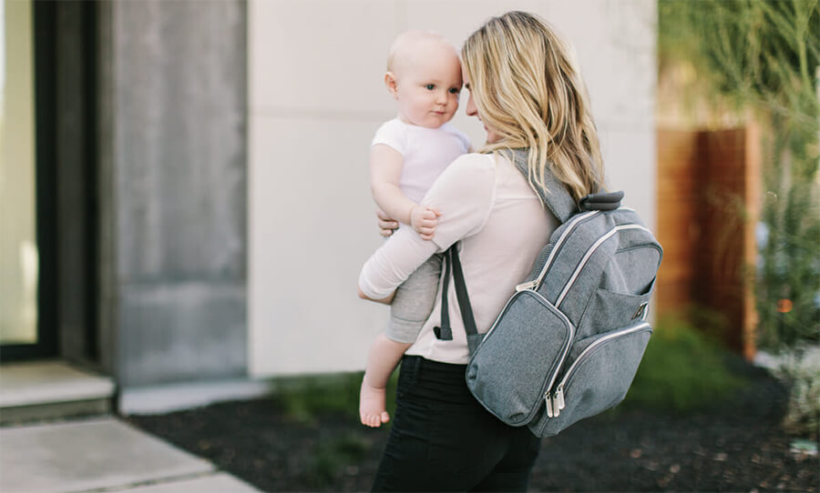 Baby Diaper Bags: An Essential Item for Newborns